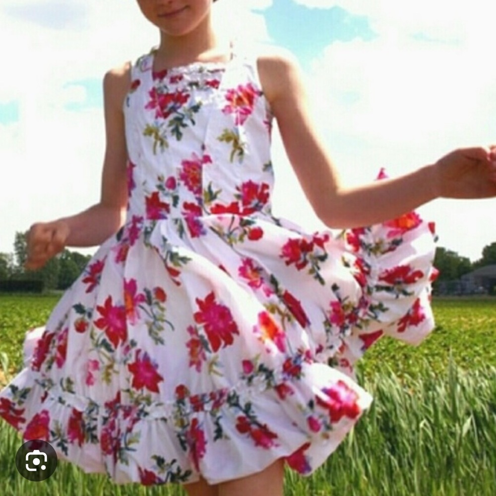 Jottum floral bubble hem formal girl’s dress size 12